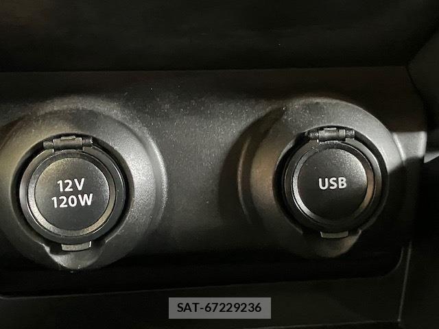 Suzuki SWIFT 2017-01 7458202-29