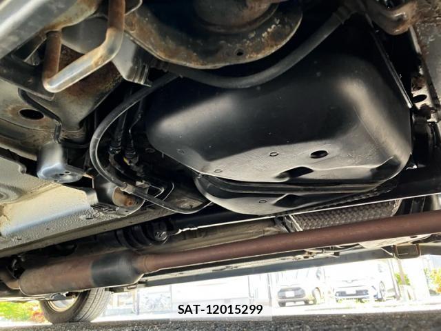 Suzuki SWIFT 2012-09 7562940-11