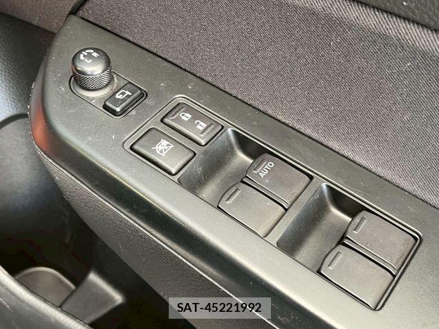 Suzuki SWIFT 2012-12 7879788-19