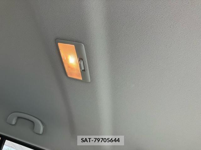 Suzuki SWIFT 2012-12 7879789-9