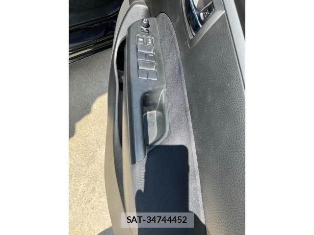 Suzuki SWIFT 2011-09 8038584-10