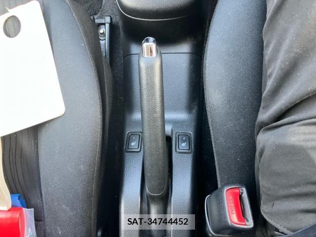 Suzuki SWIFT 2011-09 8038584-22