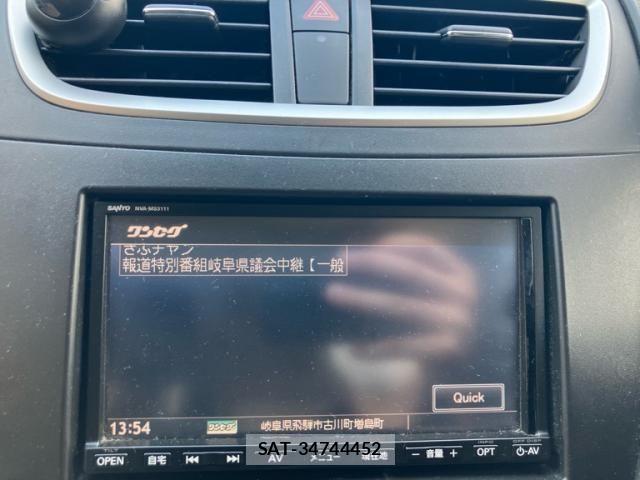 Suzuki SWIFT 2011-09 8038584-23