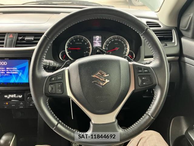 Suzuki SWIFT 2015-10 8038585-14