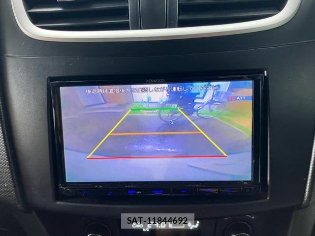 Suzuki SWIFT 2015-10 8038585-17