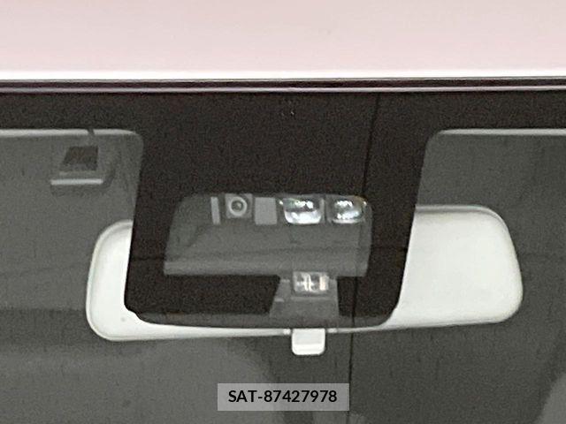 Suzuki SWIFT 2020-12 8075801-2