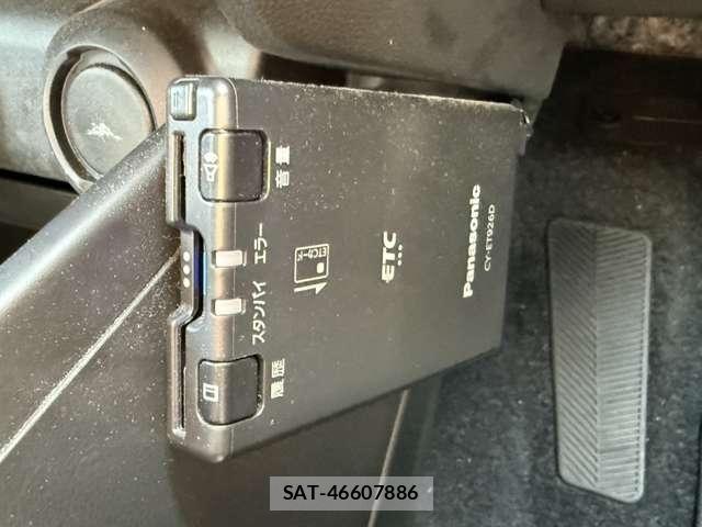 Suzuki SWIFT 2020-07 8161218-10