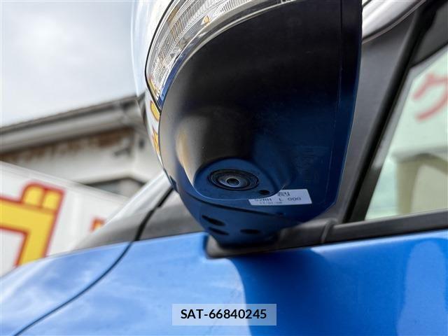 Suzuki SWIFT 2018-05 8210497-10