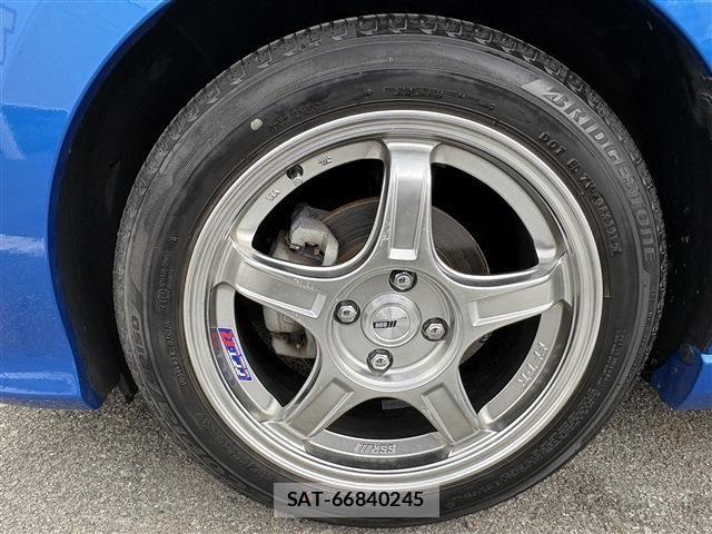 Suzuki SWIFT 2018-05 8210497-12