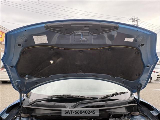 Suzuki SWIFT 2018-05 8210497-20