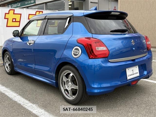 Suzuki SWIFT 2018-05 8210497-7