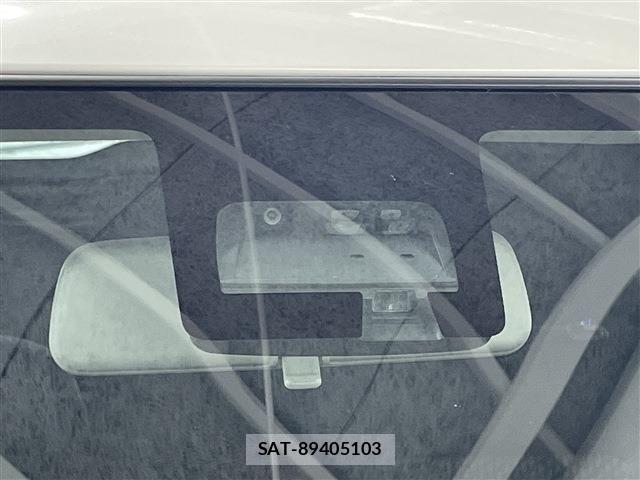 Suzuki SWIFT 2017-03 8338079-15