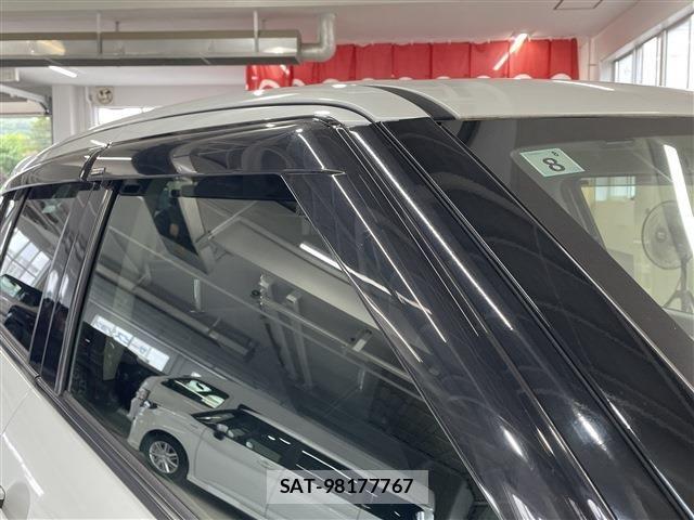 Suzuki SWIFT 2013-08 8338078-11