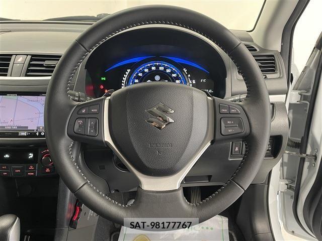 Suzuki SWIFT 2013-08 8338078-17