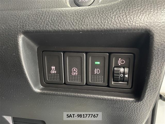 Suzuki SWIFT 2013-08 8338078-22