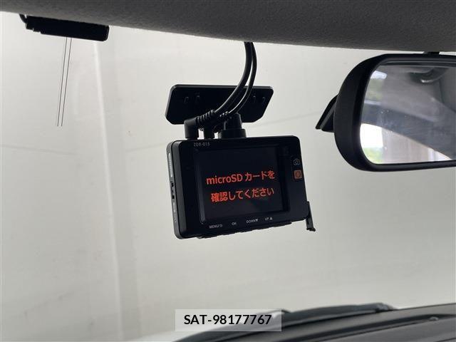 Suzuki SWIFT 2013-08 8338078-29
