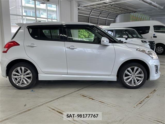 Suzuki SWIFT 2013-08 8338078-5