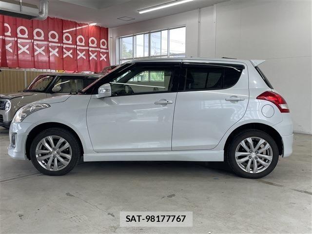 Suzuki SWIFT 2013-08 8338078-6