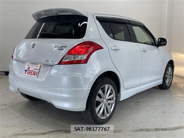Suzuki SWIFT 2013-08 8338078-7