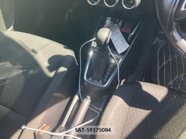 Suzuki SWIFT 2017-06 8369103-24