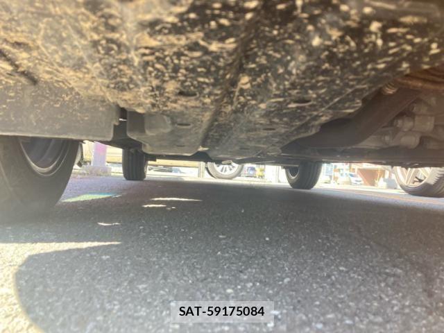 Suzuki SWIFT 2017-06 8369103-8