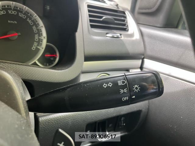Suzuki SWIFT 2011-07 8415242-10