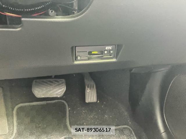Suzuki SWIFT 2011-07 8415242-12
