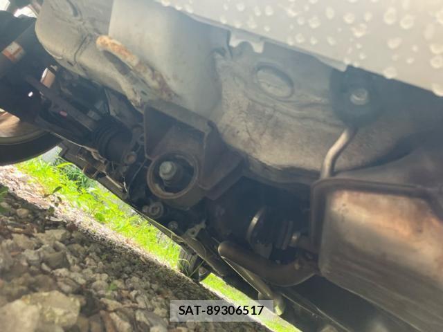 Suzuki SWIFT 2011-07 8415242-19