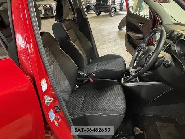 Suzuki SWIFT 2017-01 8438948-9