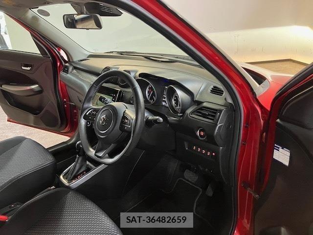 Suzuki SWIFT 2017-01 8438948-8