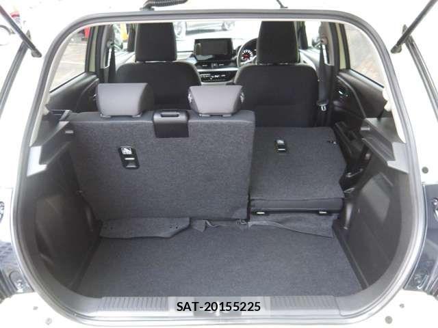 Suzuki SWIFT 2025-02 8458553-18