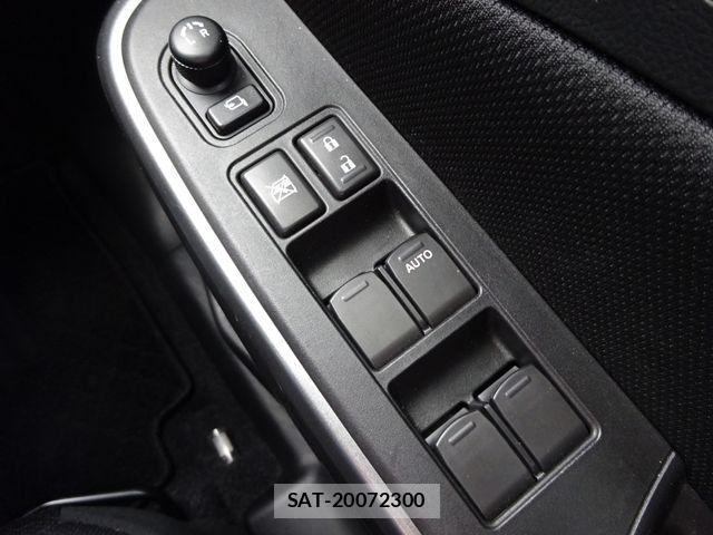 Suzuki SWIFT 2019-11 8486133-12