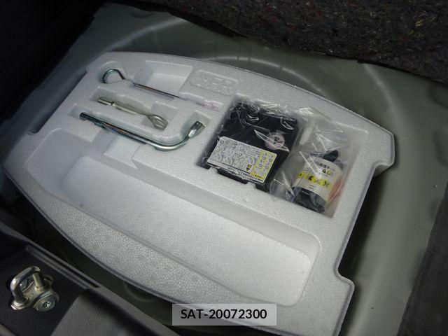 Suzuki SWIFT 2019-11 8486133-18