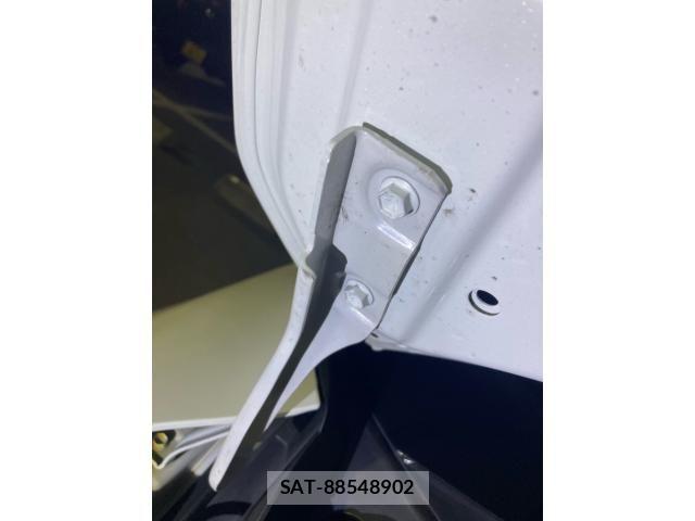 Suzuki SWIFT 2022-12 8629180-10