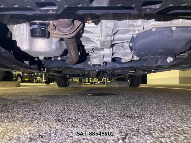 Suzuki SWIFT 2022-12 8629180-12
