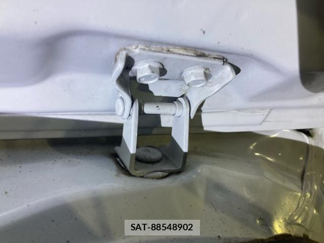 Suzuki SWIFT 2022-12 8629180-15