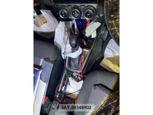 Suzuki SWIFT 2022-12 8629180-23