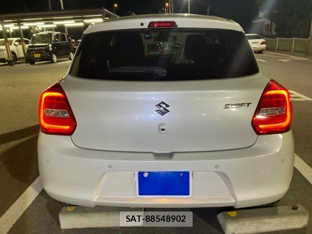 Suzuki SWIFT 2022-12 8629180-4
