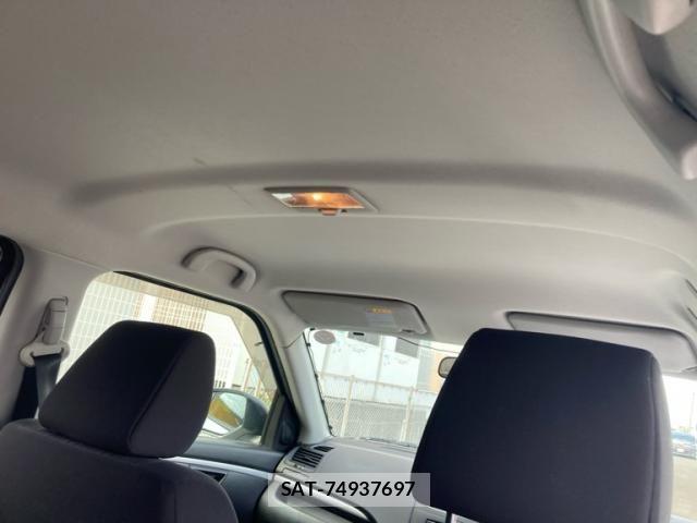 Suzuki SWIFT 2012-09 8661854-14