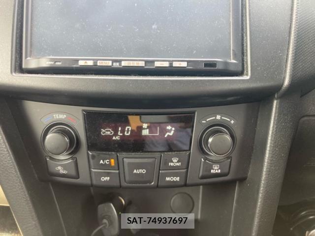 Suzuki SWIFT 2012-09 8661854-18