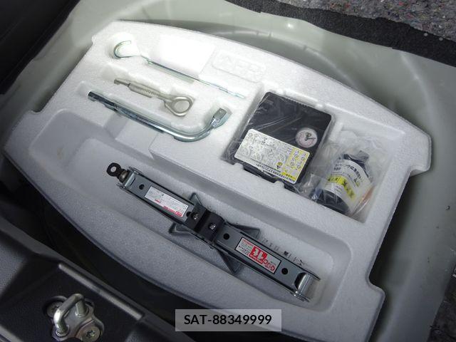 Suzuki SWIFT 2019-12 8797644-16