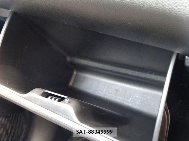 Suzuki SWIFT 2019-12 8797644-7