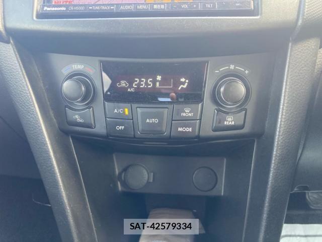 Suzuki SWIFT 2012-02 8831884-17