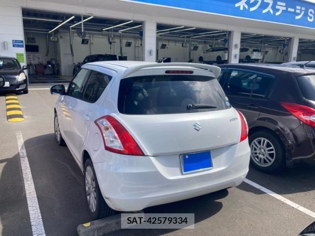 Suzuki SWIFT 2012-02 8831884-8