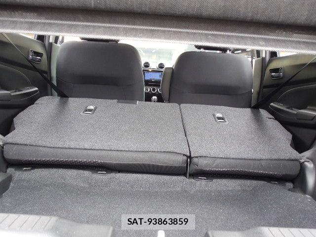 Suzuki SWIFT 2018-12 8831883-12