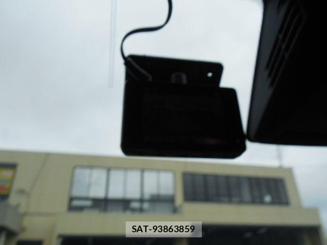 Suzuki SWIFT 2018-12 8831883-27