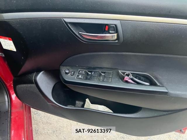 Suzuki SWIFT 2014-03 8850788-11