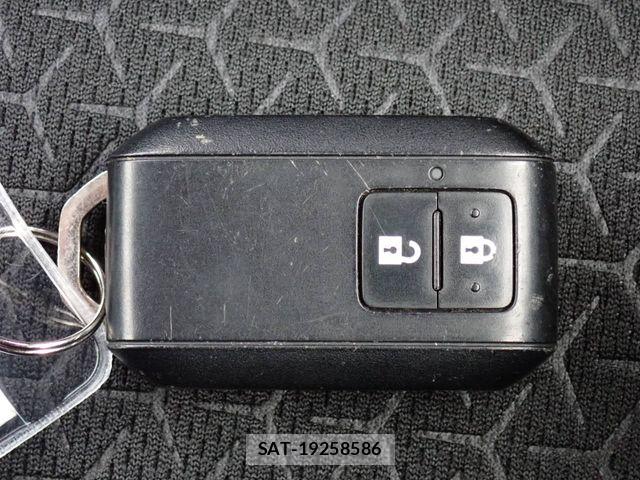 Suzuki SWIFT 2019-12 8872198-15