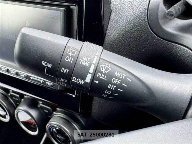 Suzuki SWIFT 2019-12 8882446-24