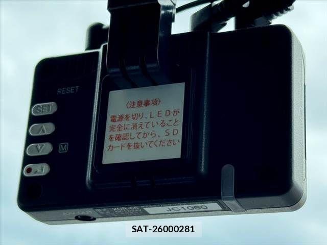 Suzuki SWIFT 2019-12 8882446-29